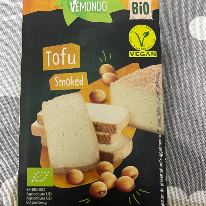 photo of Vemondo  Tofu smoked shared by @rollino on  19 Oct 2022 - review