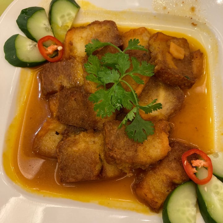 review photo of Loving Hut Hoa Dang Vegan Roasted Pork shared by @gggoveggie on 27 Aug 2020 - review