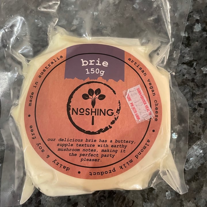 review photo of Noshing Brie shared by @vvveg on 21 Jul 2021 - review