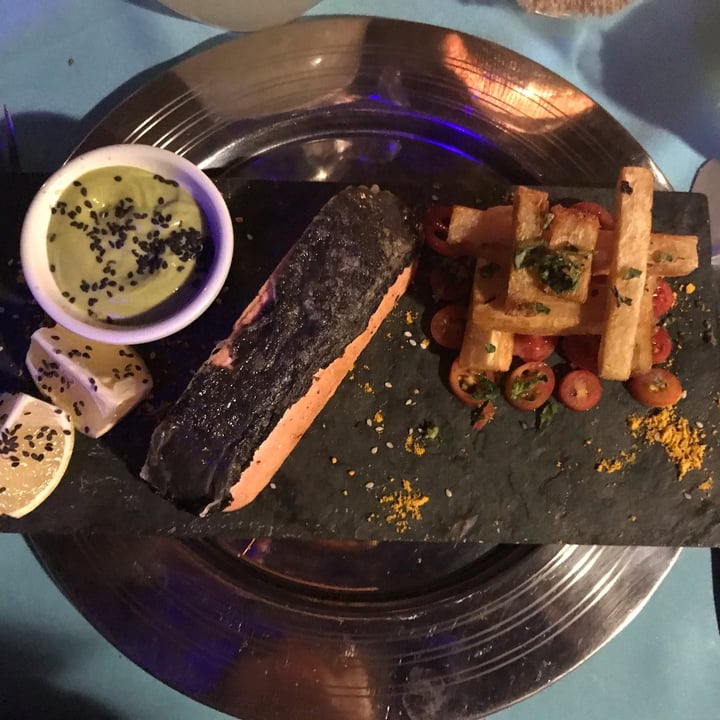 photo of Tantra Salta Restaurante Vegetariano Alta Frecuencia (Salmón Vegano) shared by @lilanovel on  27 Apr 2022 - review