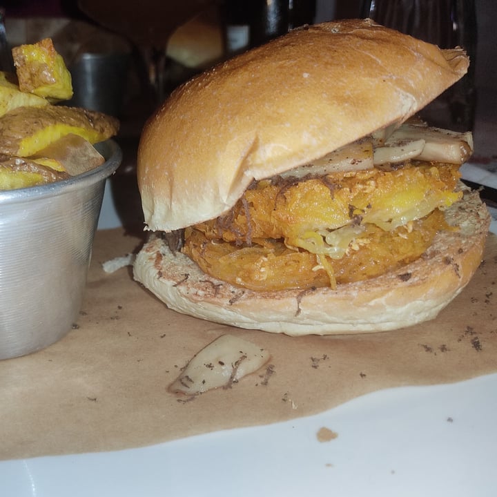 photo of Hamburger Paisàni Il Bosco shared by @chiccamary on  22 Nov 2022 - review