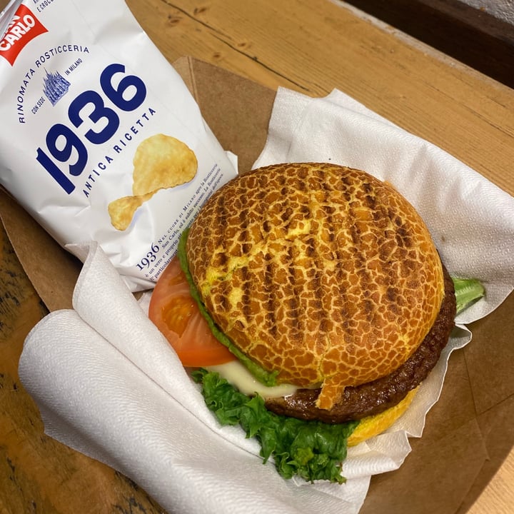 photo of Autogrill WOW burger shared by @maarcella on  06 Jul 2021 - review
