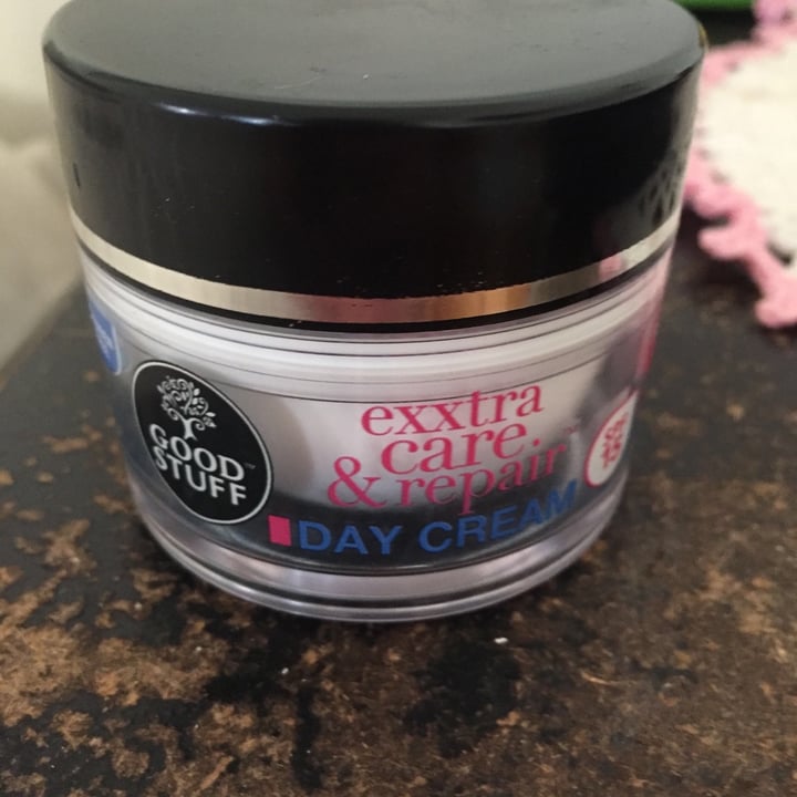 photo of Good Stuff Light Hydrating Gel Cream shared by @bernicebotes on  23 Jun 2020 - review