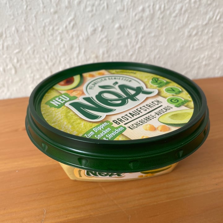 review photo of Noa Hummus Ceci & Erbe shared by @lenilaa on 30 Apr 2020 - review