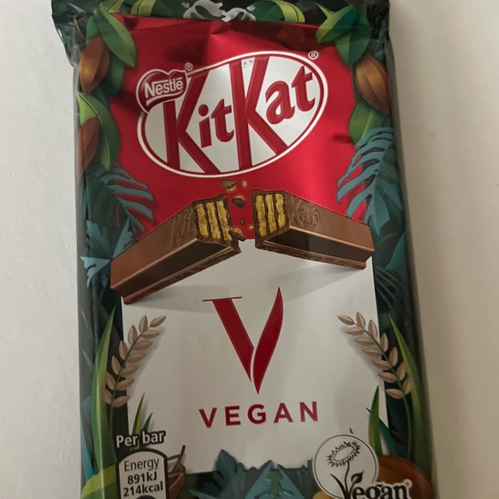 photo of Nestlé Kitkat Vegan shared by @akajan on  25 Mar 2022 - review