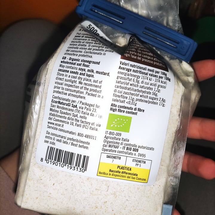photo of Ecor Farina di avena integrale shared by @coraline00 on  04 Dec 2021 - review