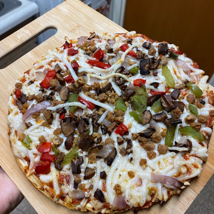 photo of Daiya Pizza supreme shared by @yumby on  10 Mar 2022 - review