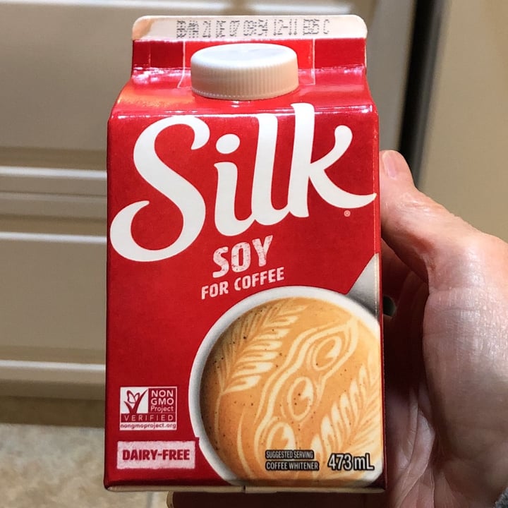 photo of Silk Silk coffee creamer shared by @vegovegan on  05 Nov 2021 - review