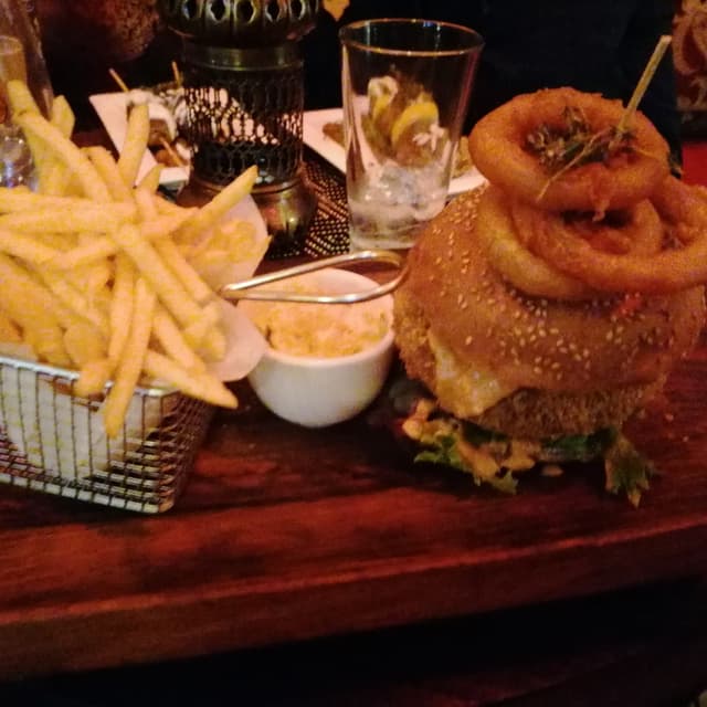 「Vegetarian Burger」の料理の写真