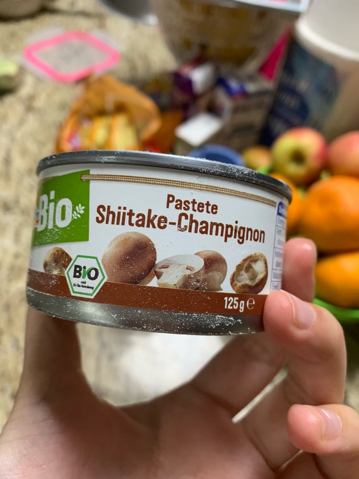 photo of dmBio Pastete Shiitake-Champignon ( Shiitake Champignon Paste) shared by @alarathevegan on  09 Dec 2019 - review