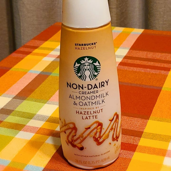 photo of Starbucks Non-Dairy Creamer Hazelnut Latte shared by @agreene428 on  22 Sep 2020 - review