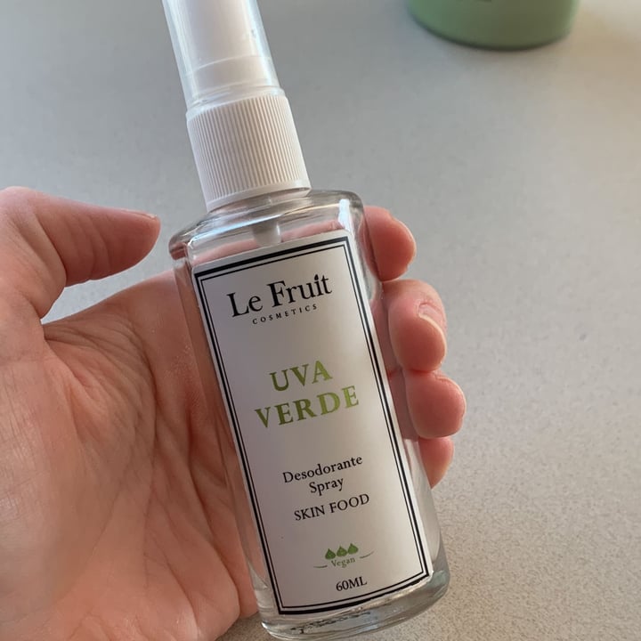 photo of Le fruit Cosmetics Desodorante Spray Uva Verde shared by @fernandamalva on  28 Apr 2022 - review