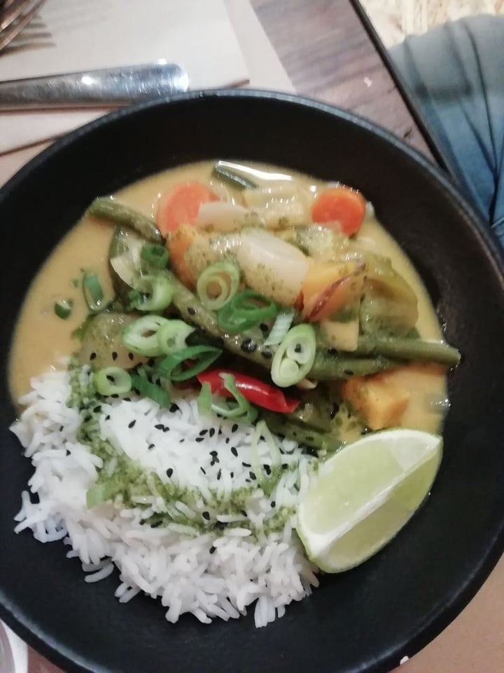 photo of OM RESTAURANT VEGETARIÀ & VEGÀ Arroz con Verduras shared by @mireiadb on  26 Nov 2019 - review