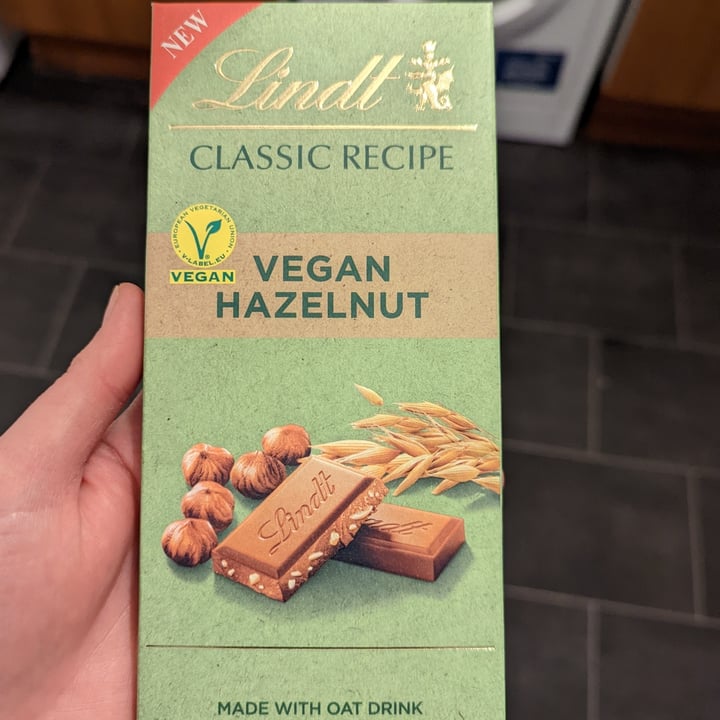 photo of Lindt Vegan Hazelnut shared by @sarahburland on  04 Feb 2022 - review