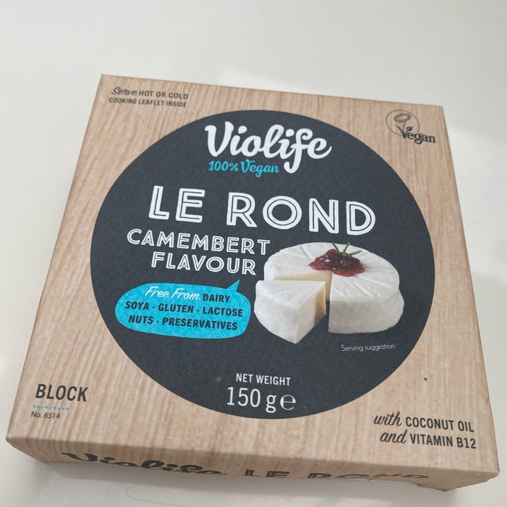 review photo of Violife Le Rond Camembert flavour shared by @lolia on 18 Sep 2022 - review