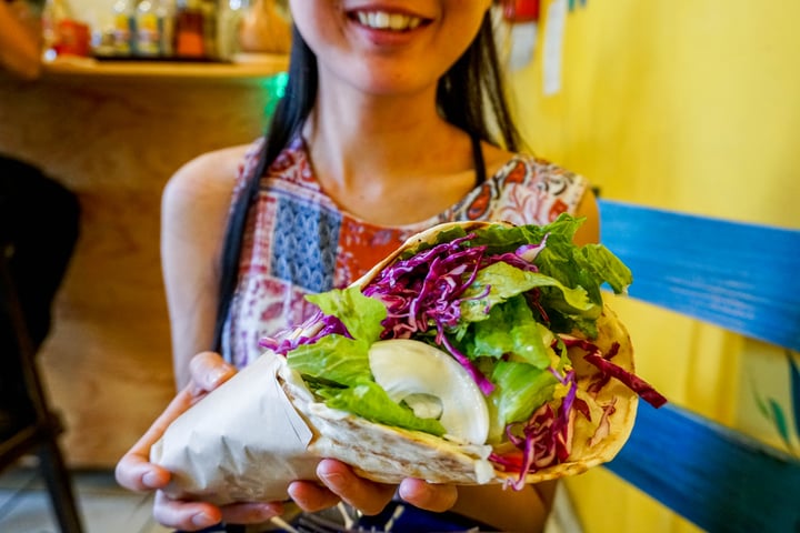 review photo of Habibti Falafel Guanajuato Centro Sándwich Humus shared by @veganexpression on 22 Jul 2020 - review