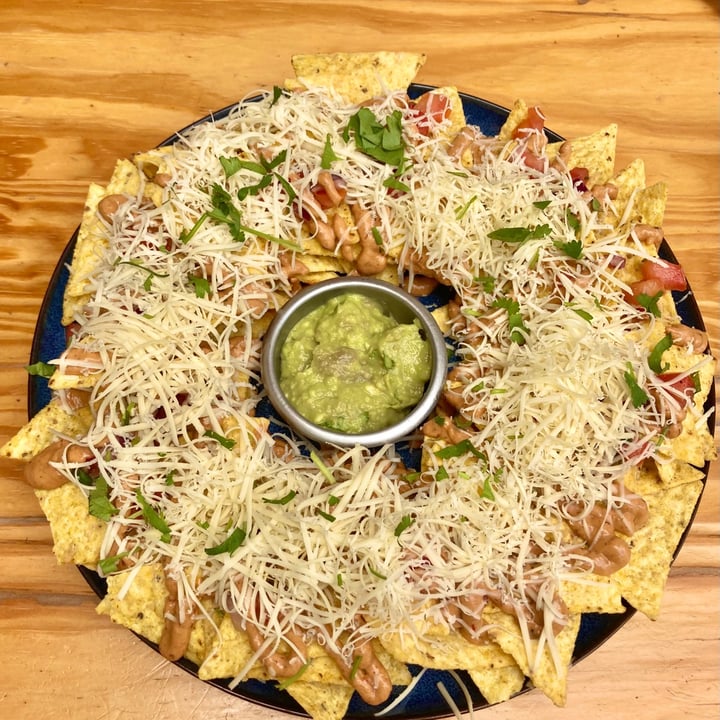 photo of Vegan Junkies Loaded Nachos shared by @vy on  13 Jul 2021 - review