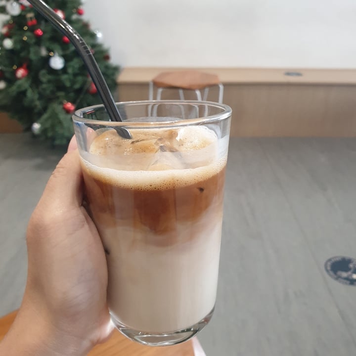 photo of Narrative Coffee Stand Oat latte shared by @plantaepy on  04 Jan 2022 - review
