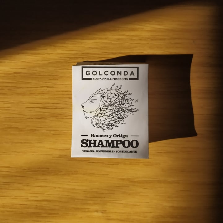 photo of Golconda - Sustainable Products Shampoo sólido de romero y ortiga shared by @alicia41 on  06 Feb 2022 - review