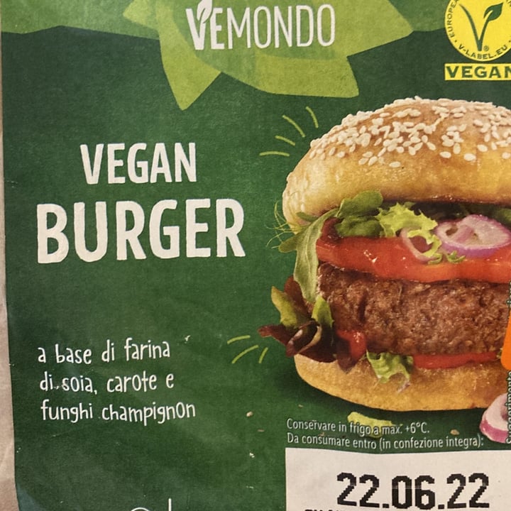 photo of Vemondo Vegan Burger shared by @lara2001 on  21 Jun 2022 - review
