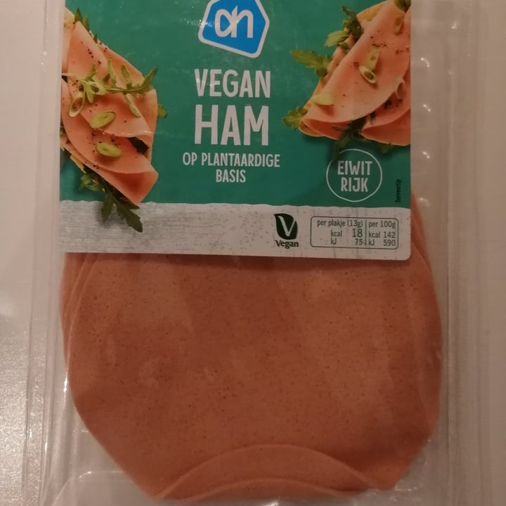 photo of Albert Heijn Vegan ham shared by @chiarazamb on  16 Mar 2022 - review