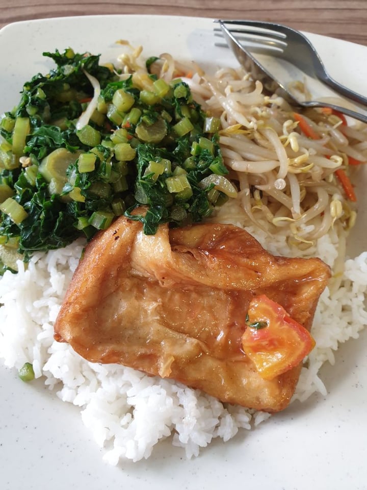photo of NUS Science Canteen (Frontier Phase 1) Sweet & Sour Tofu with Veggies shared by @plantaepy on  19 Mar 2020 - review