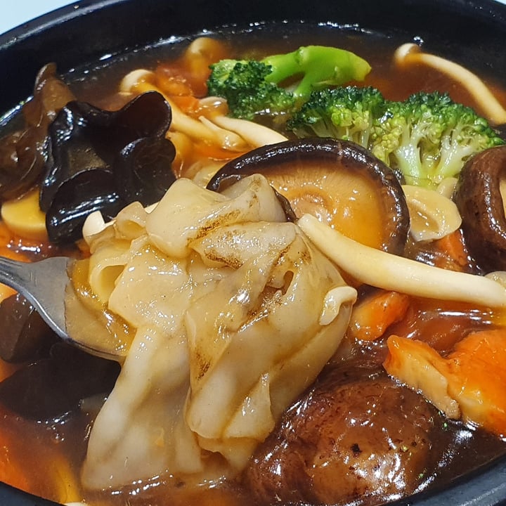 review photo of Central Hong Kong Café Vegetarian Hor Fun shared by @shengasaurus on 13 Apr 2021 - review