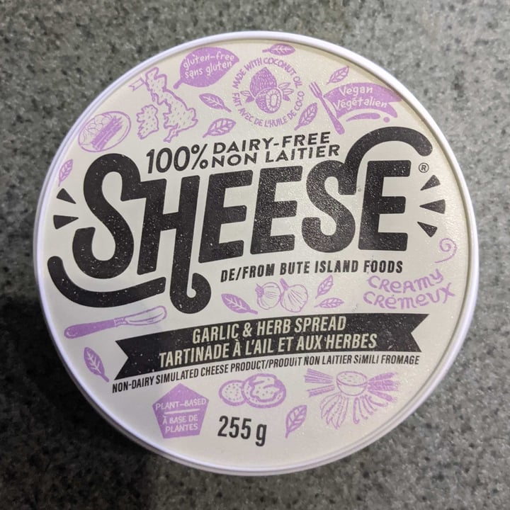 photo of Sheese Sheese garlic and herb spread shared by @shelbvee on  22 Nov 2022 - review