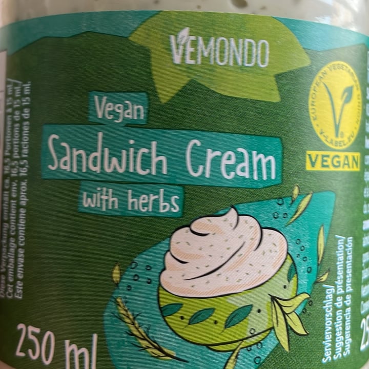 review photo of Vemondo Crema sandwich simple shared by @richiemad on 11 Mar 2022 - review