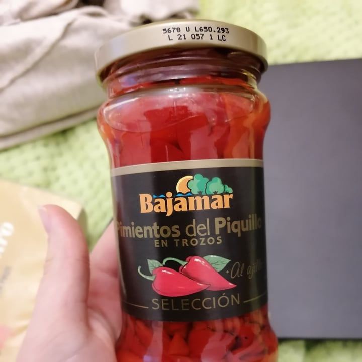photo of Bajamar Pimientos del piquillo shared by @goveganleti on  09 Dec 2021 - review