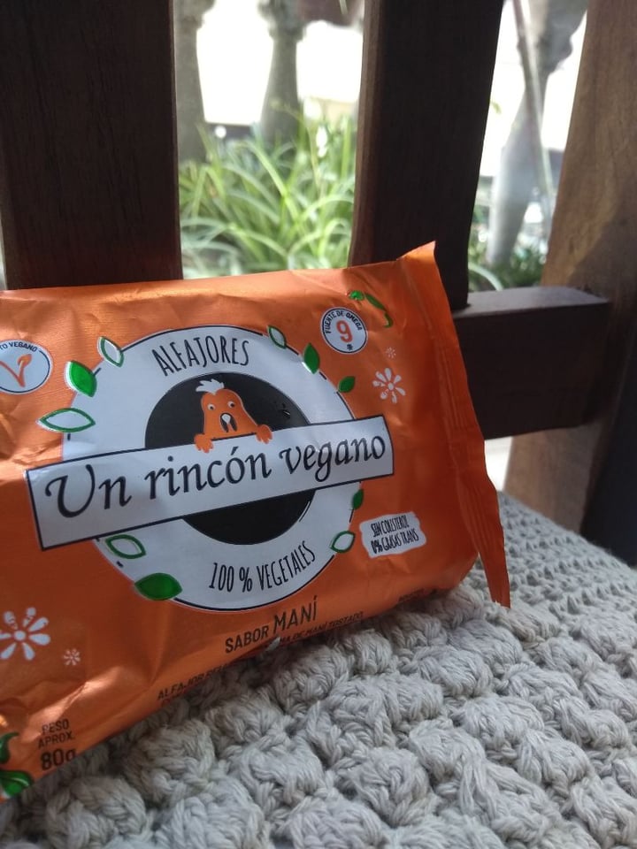photo of Un Rincón Vegano Alfajor de Maní shared by @periclod on  12 Nov 2019 - review