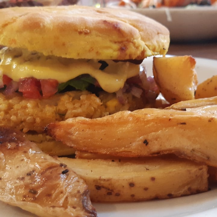 review photo of Artemisia Hamburguesa Vegana shared by @gabyzeta on 30 Mar 2022 - review