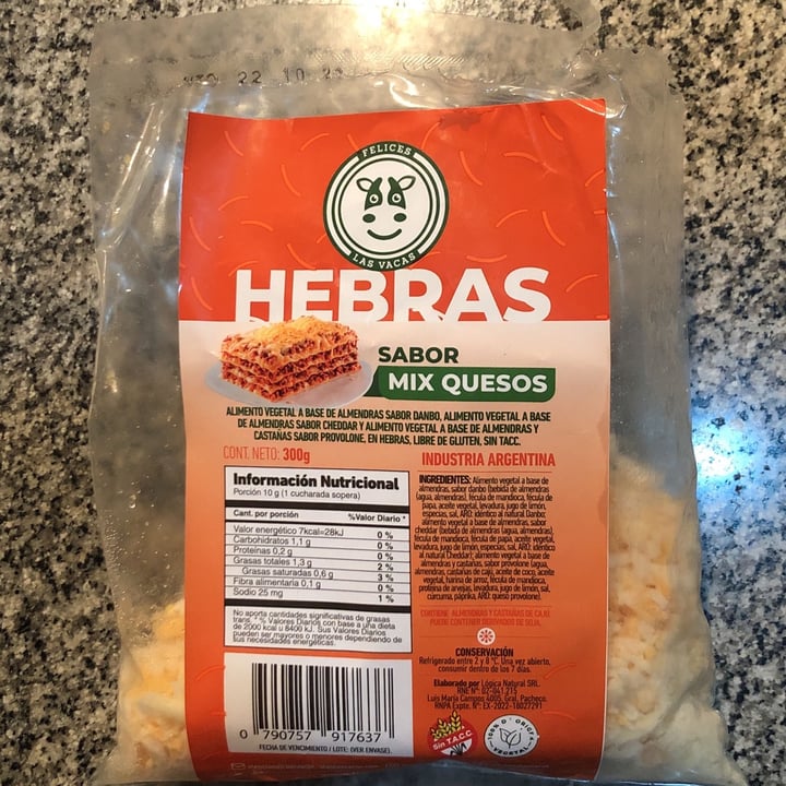review photo of Felices Las Vacas Hebras sabor Mix Quesos shared by @carlabaigorria on 08 Jul 2022 - review