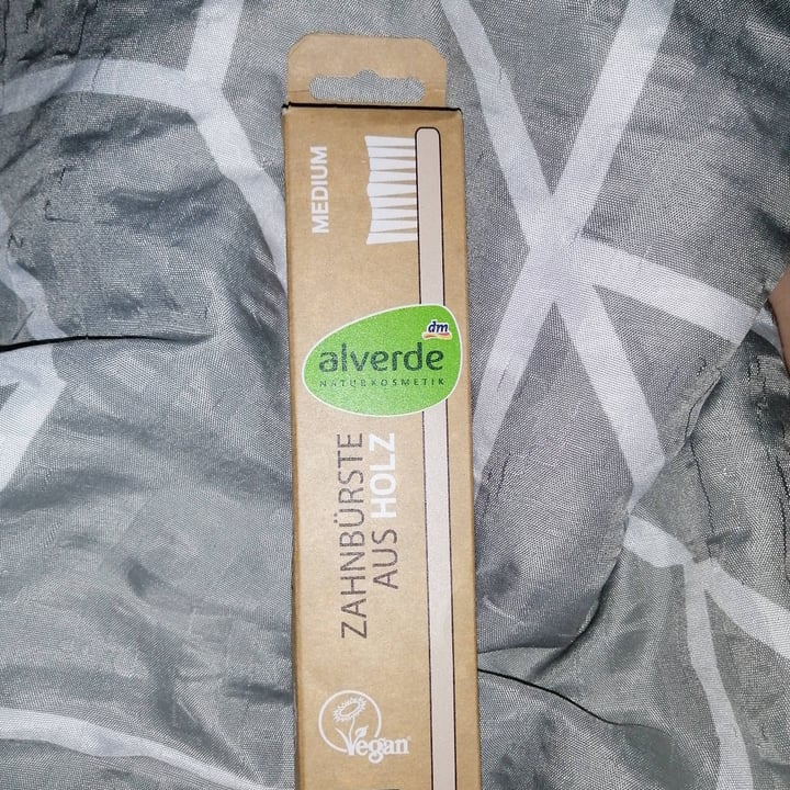 review photo of Alverde Naturkosmetik Toothbrush shared by @asuco1 on 19 Feb 2022 - review