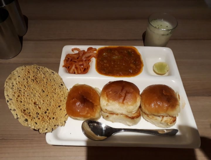 photo of Suruchi Veg Restaurant Pav-bhaji shared by @sircaragneeva on  27 Feb 2020 - review