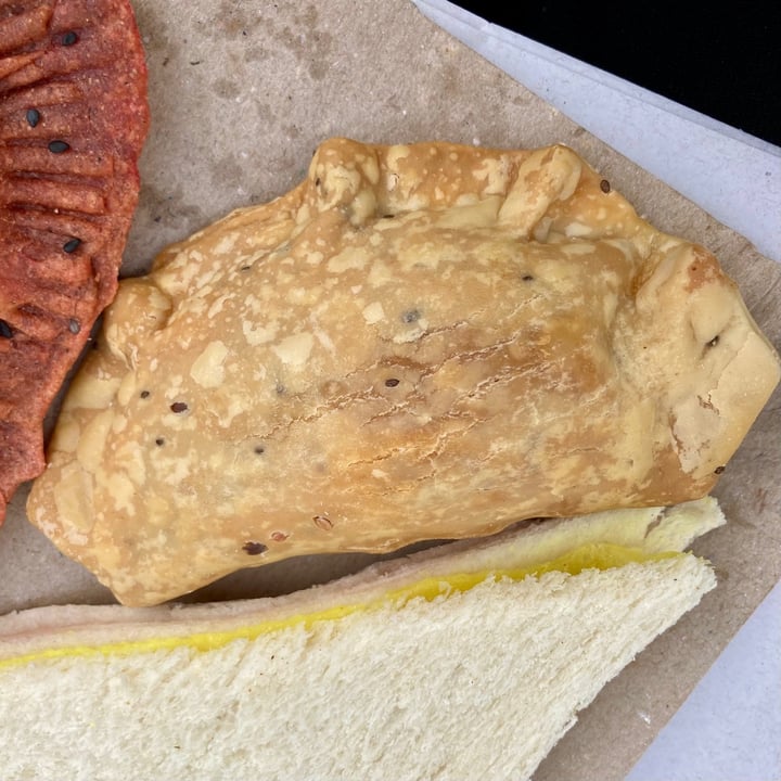 review photo of Almacén De La Plaza Vegan Empanada De No Carne shared by @outofstep on 13 Aug 2021 - review