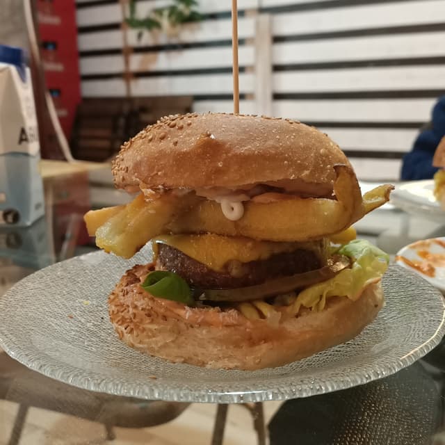 Foto do prato “Hamburguesa Bangkok”