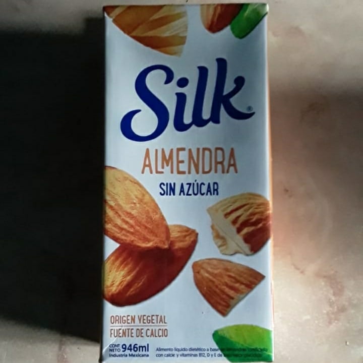 review photo of Silk Leche de Almendras sin Azúcar shared by @abbygan on 28 Sep 2020 - review