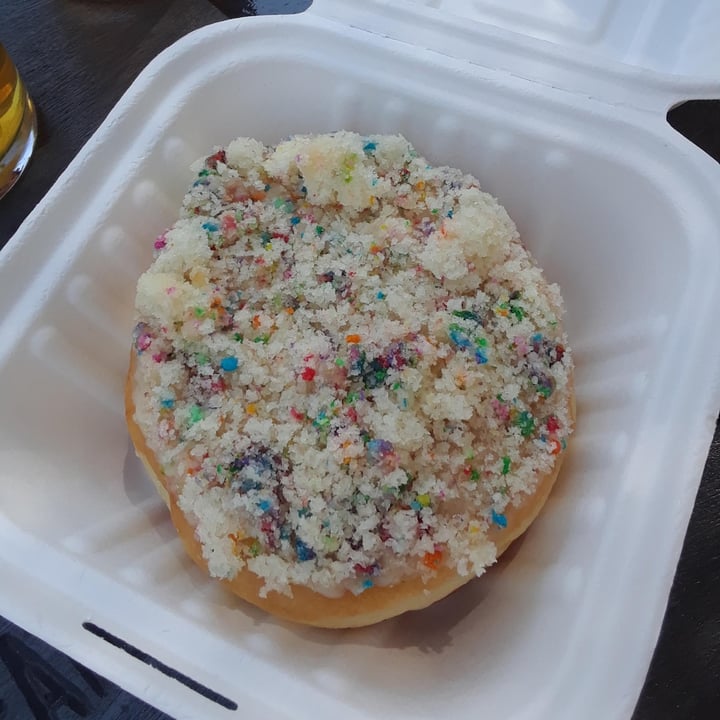 photo of Beechwood Doughnuts Birthday cake doughnut shared by @svraphael88 on  19 Sep 2022 - review