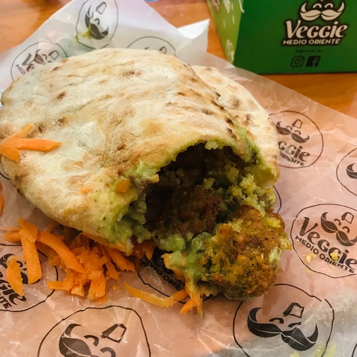 photo of Veggie Medio Oriente Combo Falafel shared by @goveggy on  09 Jul 2021 - review