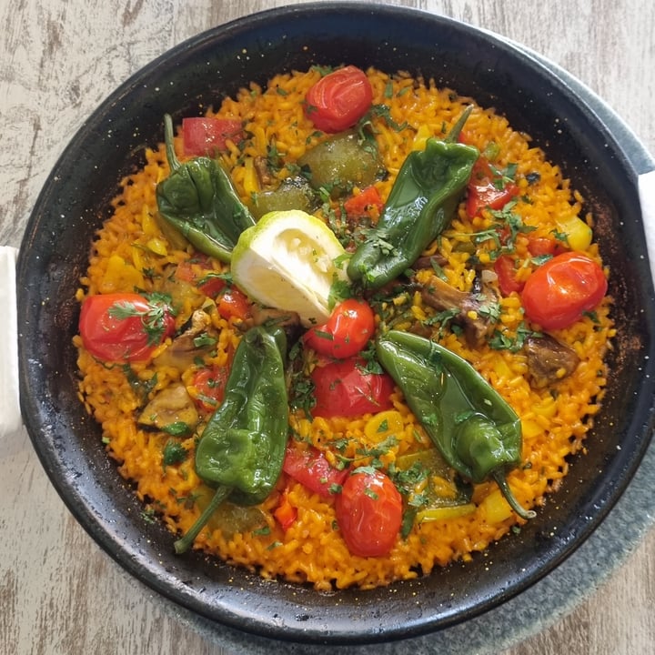 photo of Restaurante Puerto Blanco Paella Vegetal shared by @dantr on  25 Aug 2022 - review
