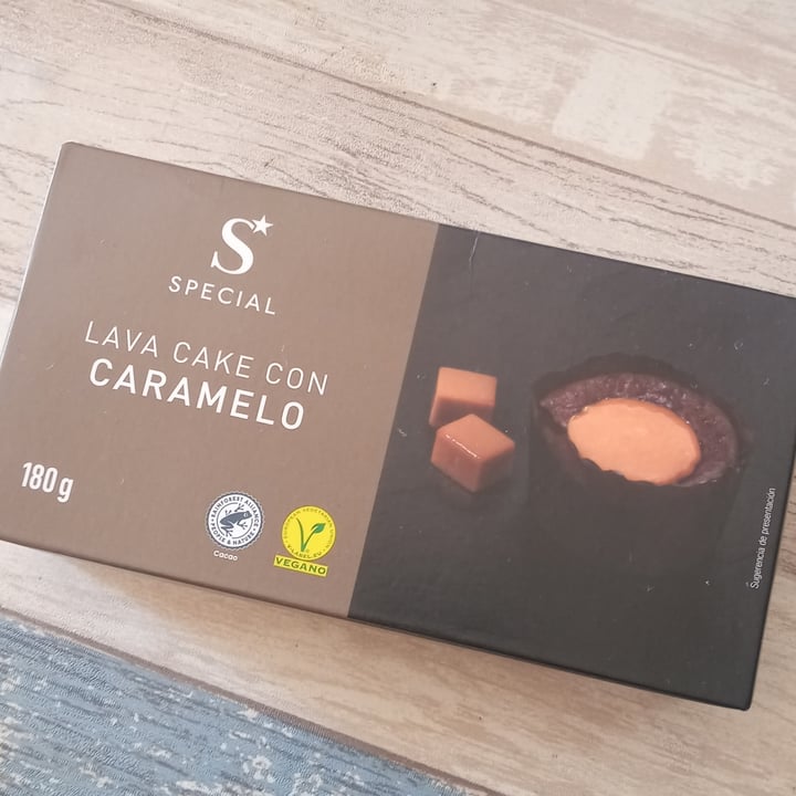 photo of ALDI Specially Selected Lava cake caramelo shared by @alexv269 on  23 Mar 2022 - review