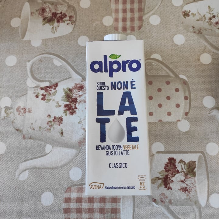 review photo of Alpro This is Not Milk Classic Questo Non è Late Classico shared by @iseuz on 09 Jun 2022 - review
