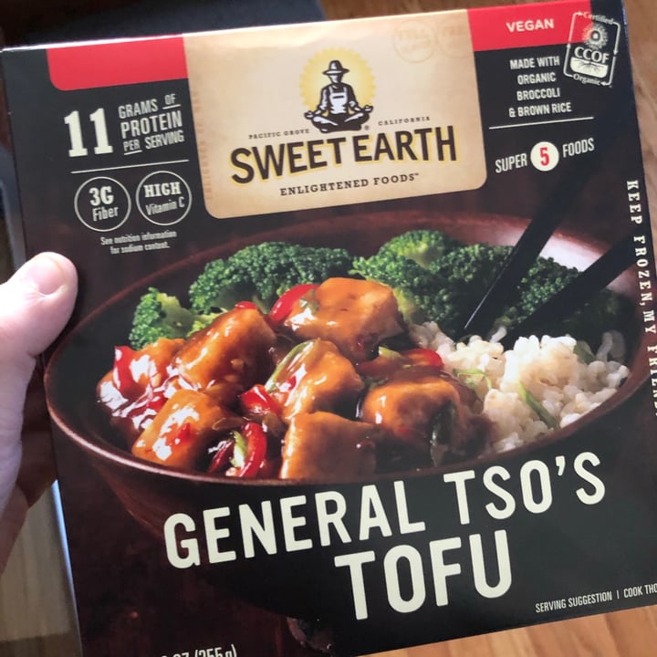 photo of Sweet Earth General Tso's Tofu shared by @jordynweiss on  03 Feb 2021 - review