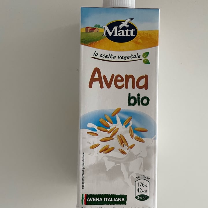 photo of Matt Latte D'Avena Bio shared by @dsreview on  11 Dec 2022 - review
