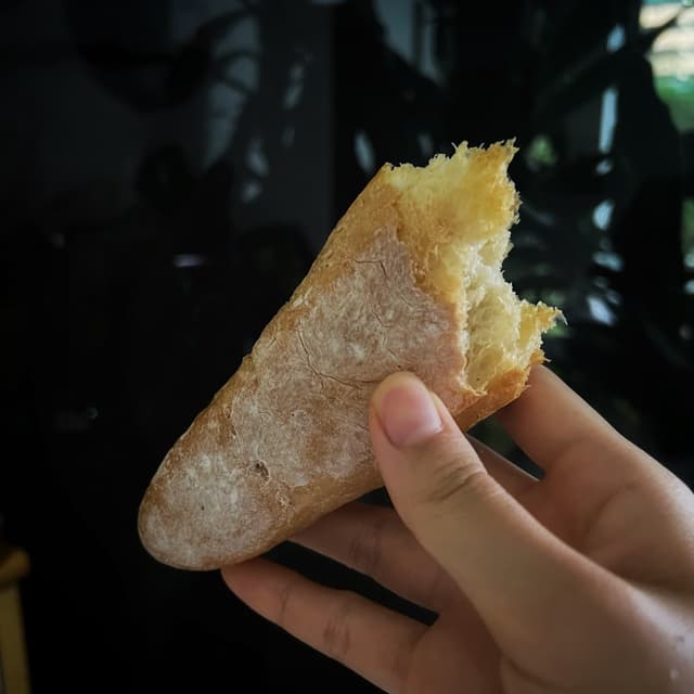 Cedele Bakery - Jelita