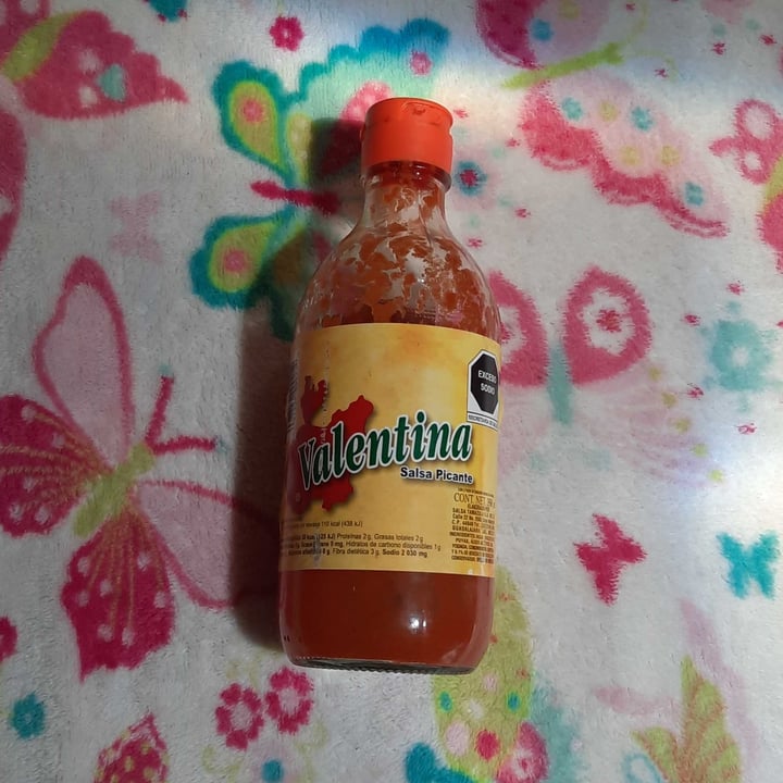 photo of Valentina Salsa Picante shared by @alejandr4 on  30 Jun 2022 - review