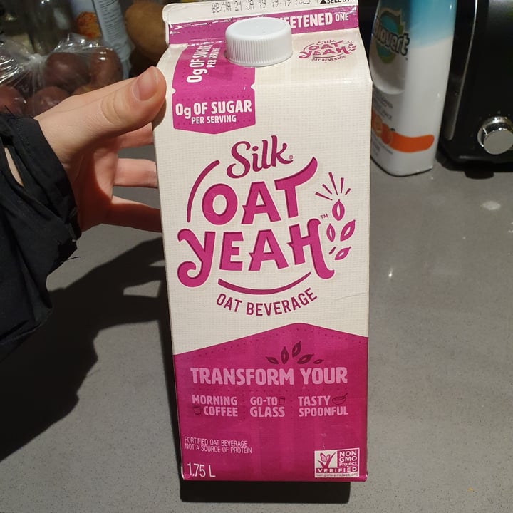 review photo of Silk Oat Yeah Oatmilk The Unsweetened One shared by @sensitivequeer on 18 Dec 2020 - review