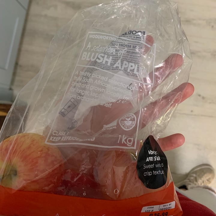 photo of Woolworths Food Blush apples shared by @bookelly8 on  30 Jan 2021 - review
