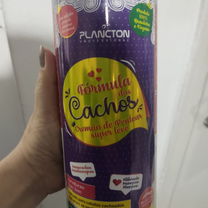 photo of plancton Professional Definidor de Cachos shared by @tatiperes2 on  12 May 2022 - review